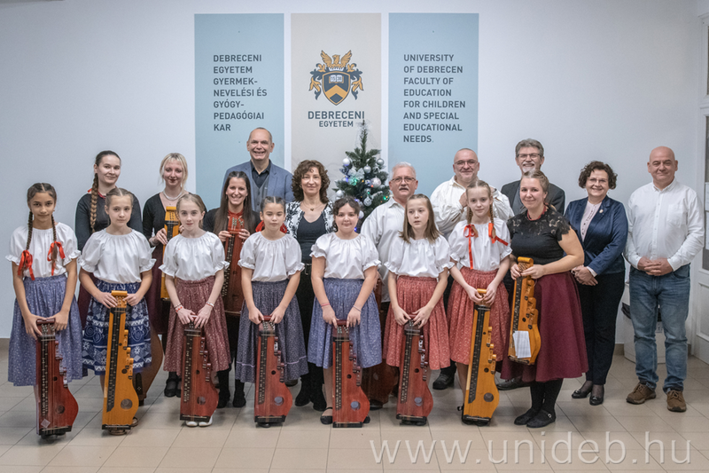 A Debreceni Egyetem és a Tokaj-Hegyalja Egyetem közösen ápolja Brunszvik Teréz pedagógiai örökségét